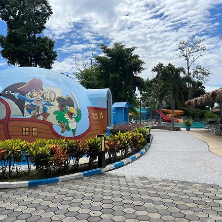 Myrus Resort Langkawi Pantai Cenang (Langkawi) Exterior foto
